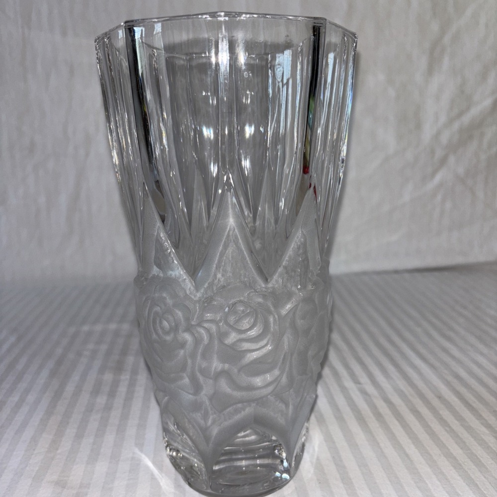 Vintage Pressed Leaded Crystal Flared Large Tall Heavy Vase Cut Roses 9.5"x 5"